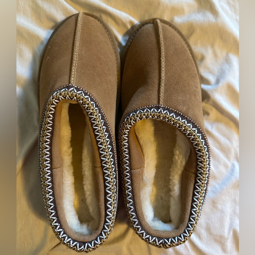 Cozy Tan Slippers with Fleece Lining
